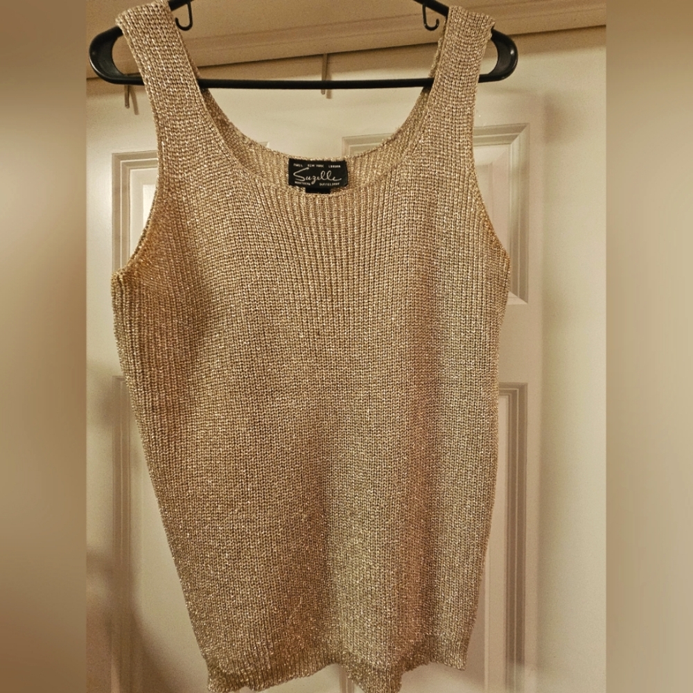 Suzelle Womans sleeveless sparkling gold top in size L